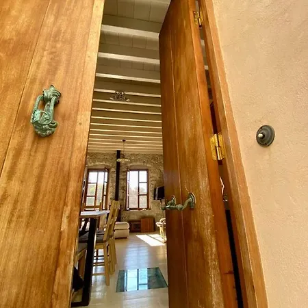 Monastery View House Holiday home Mandraki (Nisyros)